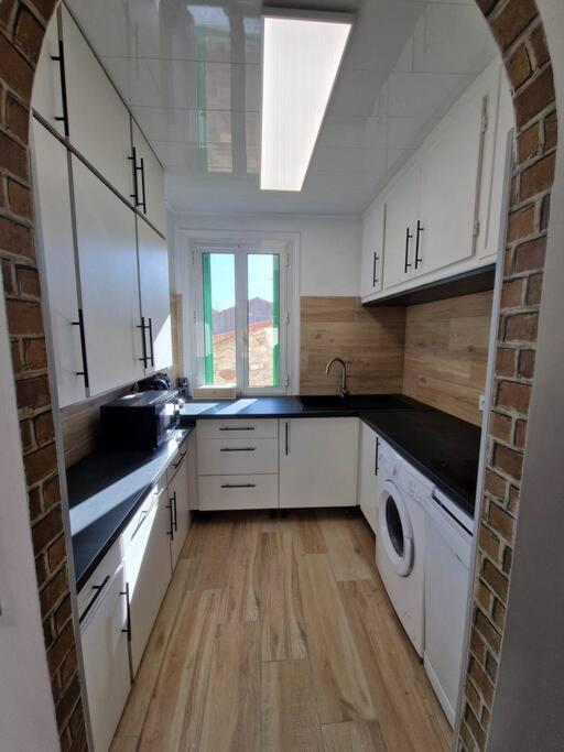 Appartement Classe 2 Etoiles, 2 Chambres, Renove, Climatise 아멜리에레방팔랄다 외부 사진